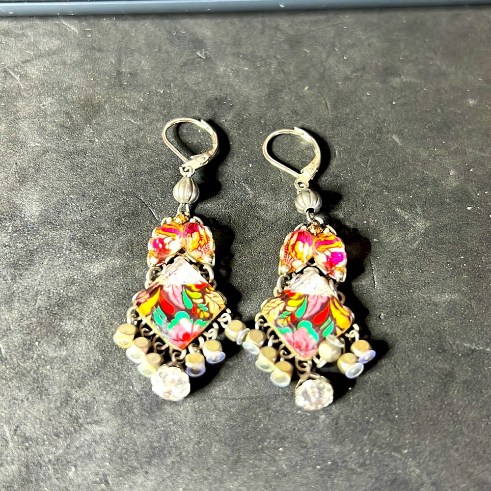 From Sundance catalogue, beautiful dangling earrings